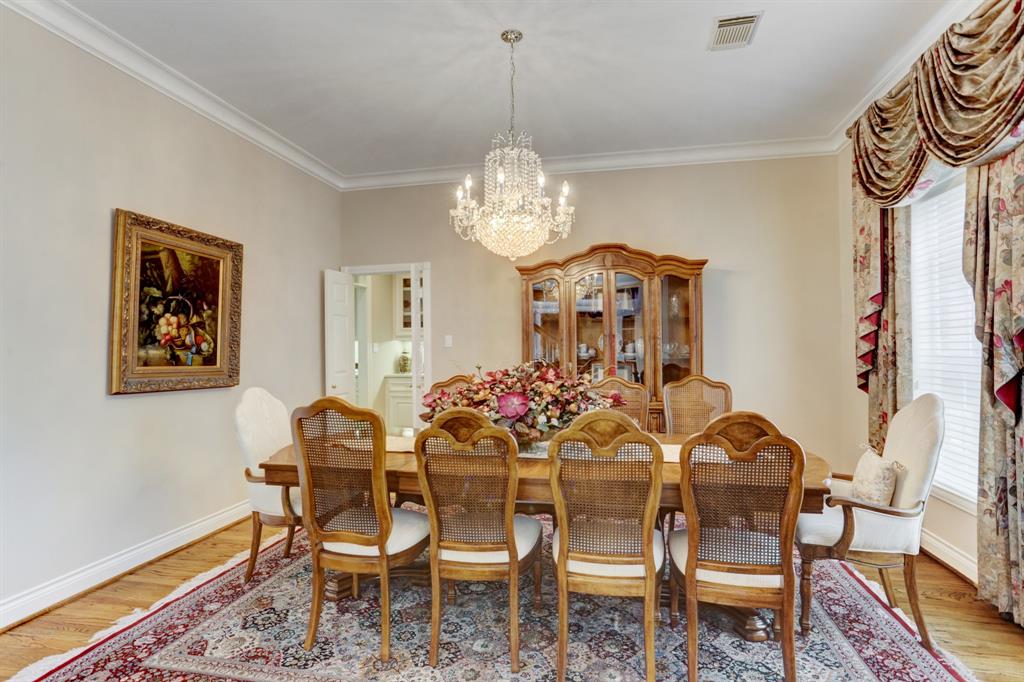 Pinefield Ln, Houston, TX 77063 #1
