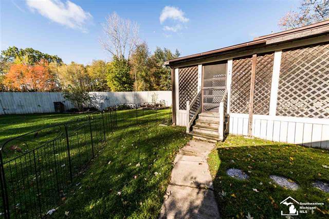 Stoney Creek Rd, Carleton, MI 48117 #1
