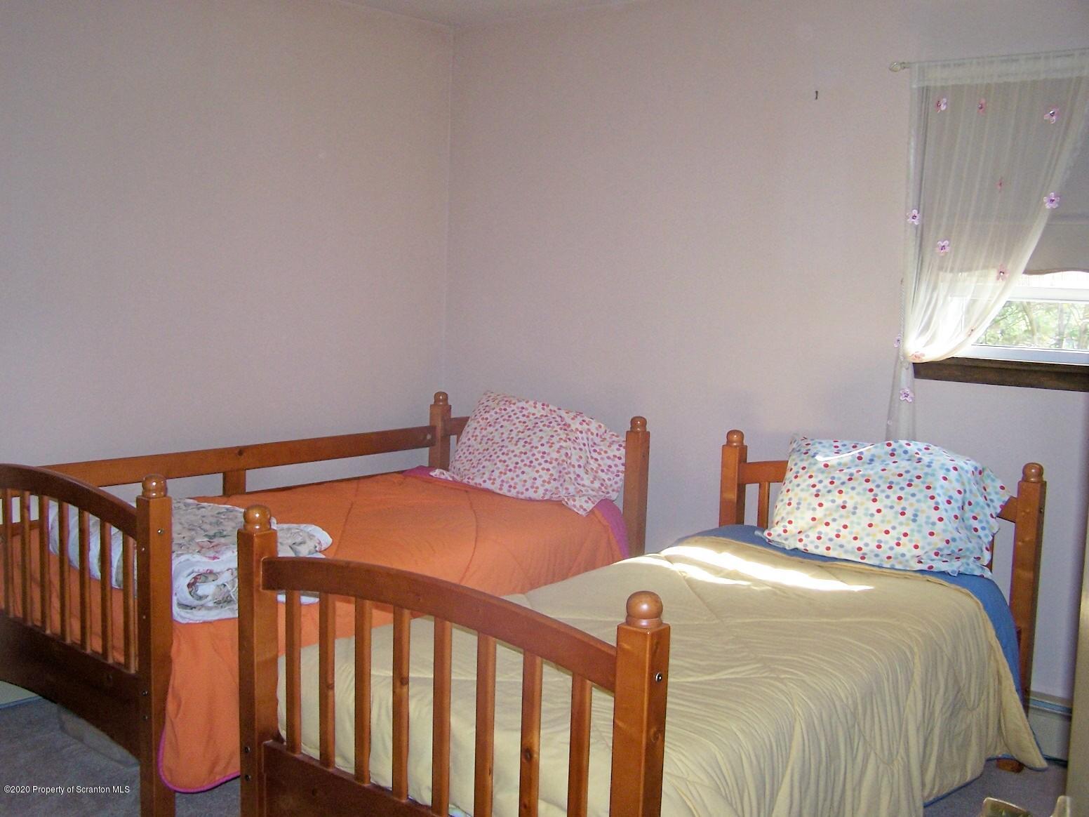 Thomas Dr, Tunkhannock, PA 18657