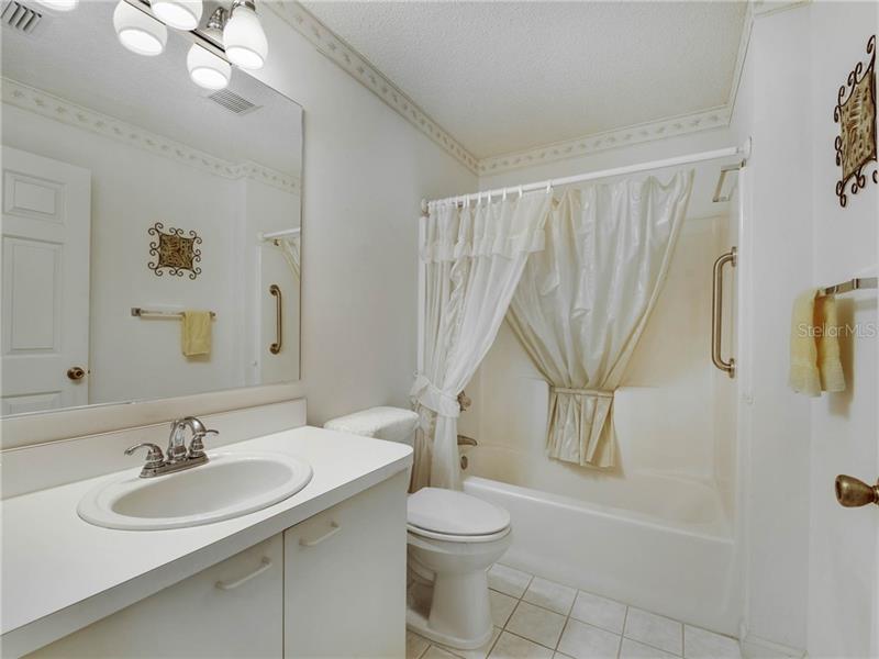 Montoya Dr, Lady Lake, FL 32159