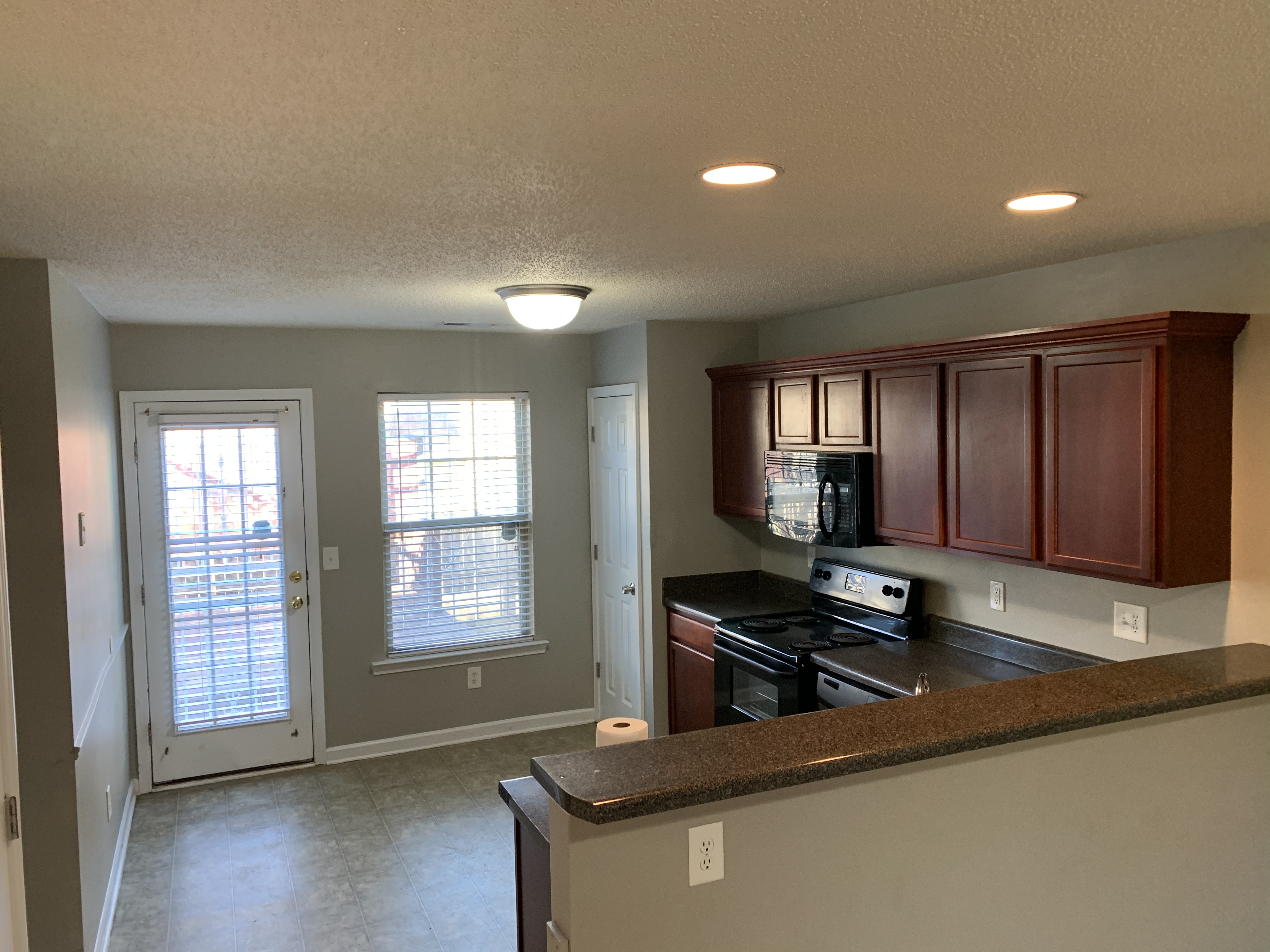 Lauren Dr, Fairburn, GA 30213 #1