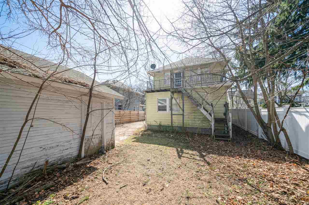 Washington Ave, Jackson, MI 49203 #1