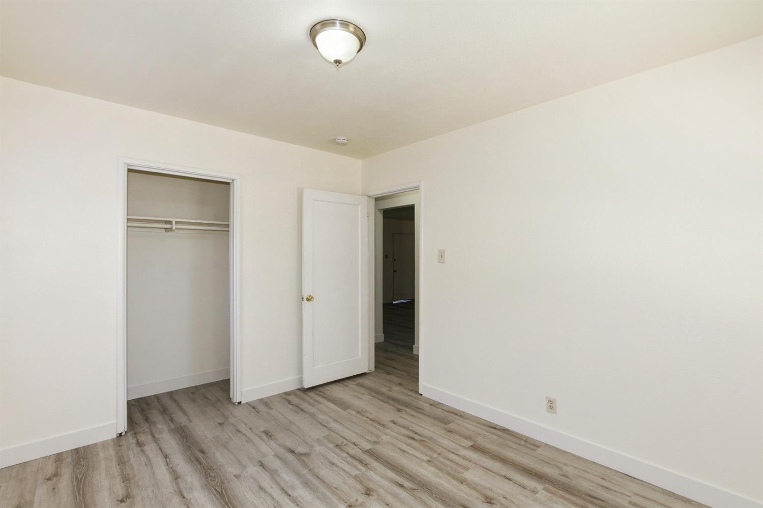 Helena Ave, Sacramento, CA 95815