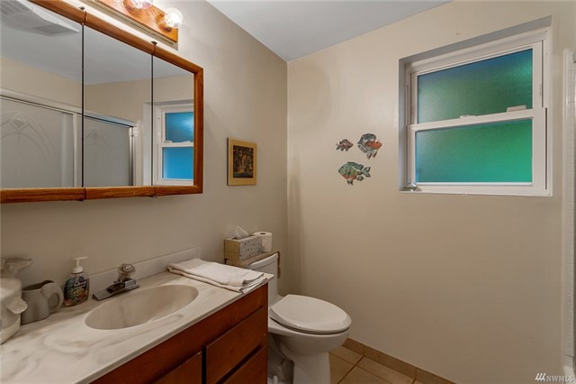 179th Pl, Shoreline, WA 98133