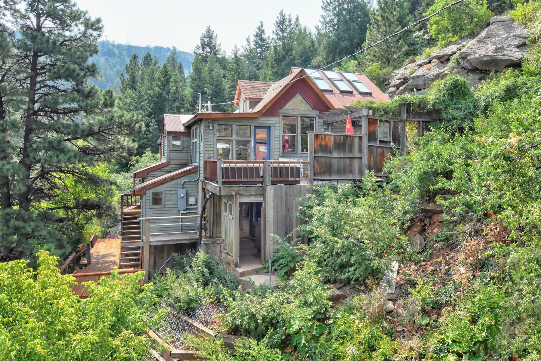 Unique Home With Privacy, Serenity, And Charm On A Hillside In Eldorado Springs