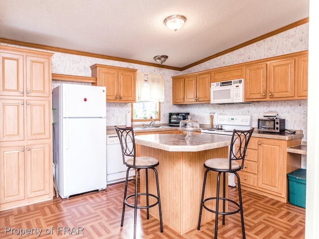 Sunrise Dr, Sanford, NC 27332