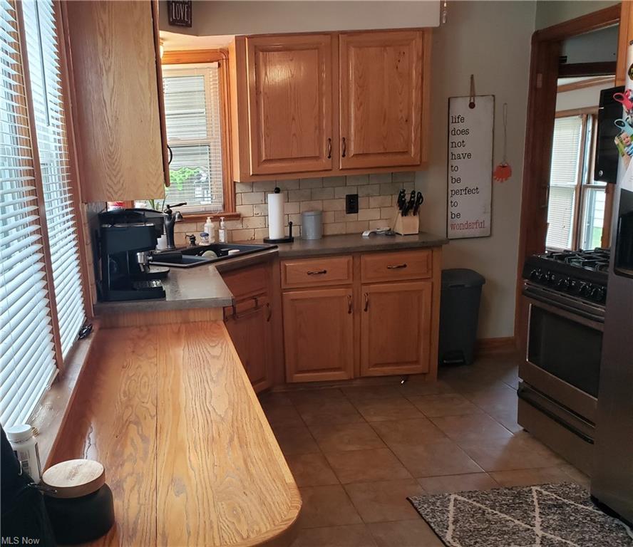 Melgrave Ave, Cleveland, OH 44135 #1