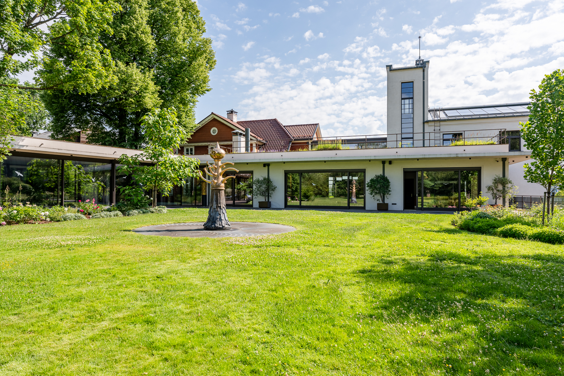 A unique property in Kipsala, on the promenade of the Daugava