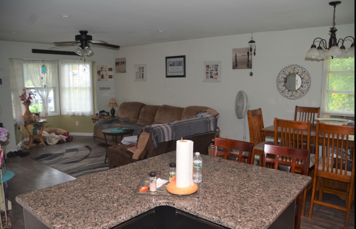 Arrowhead Dr, Shirley, NY 11967