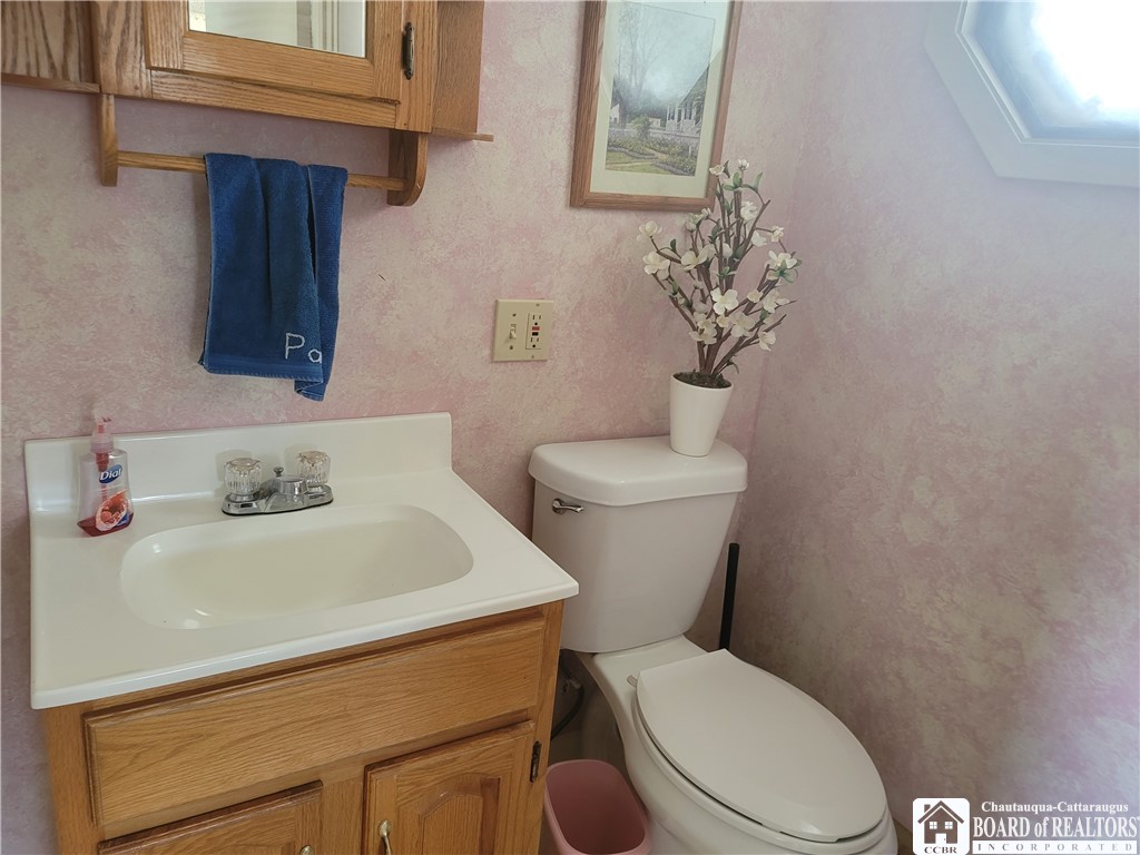 Brickel Pl, Jamestown, NY 14701