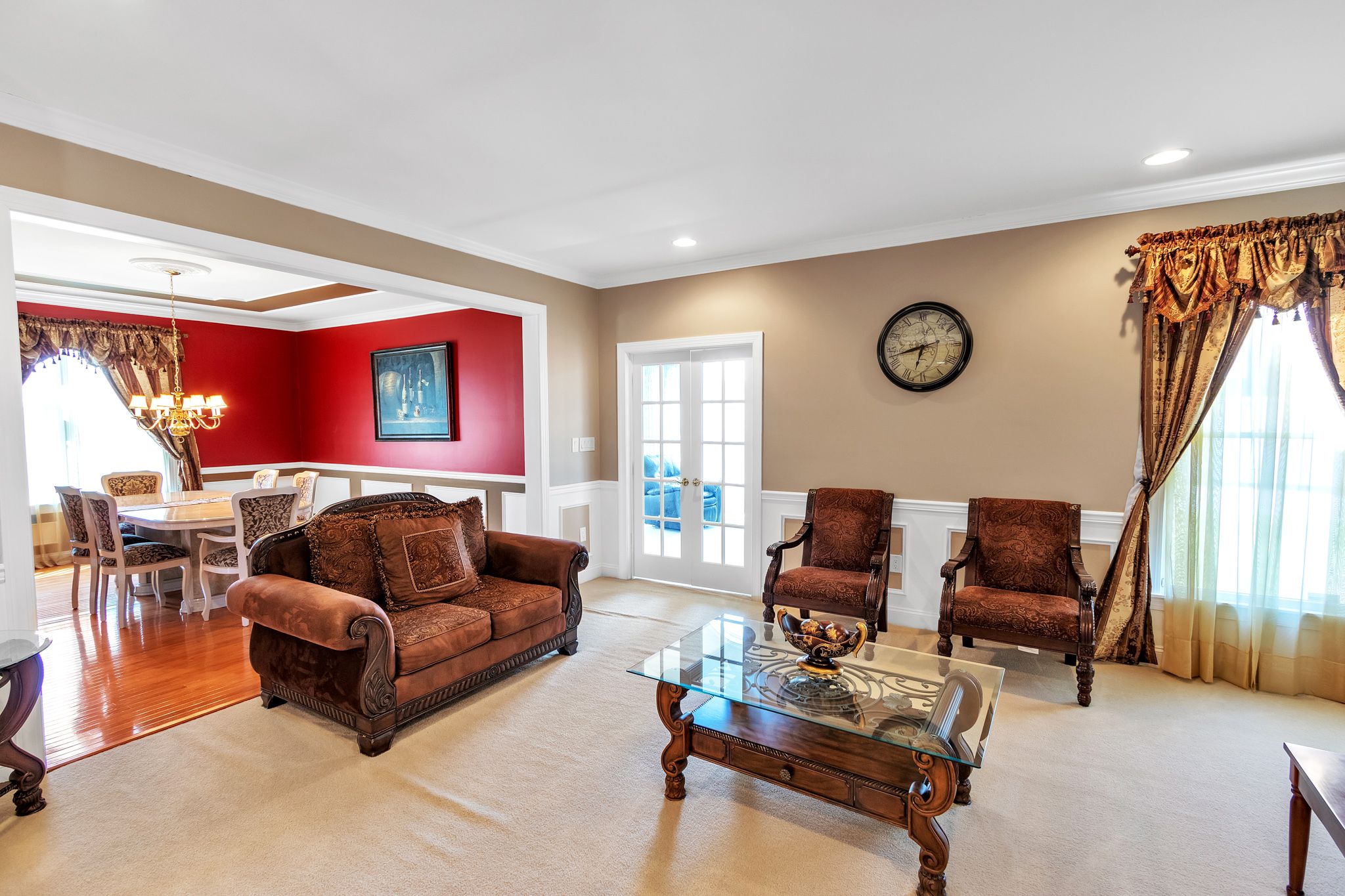 15 Linwood Dr, Monroe, NJ 08831