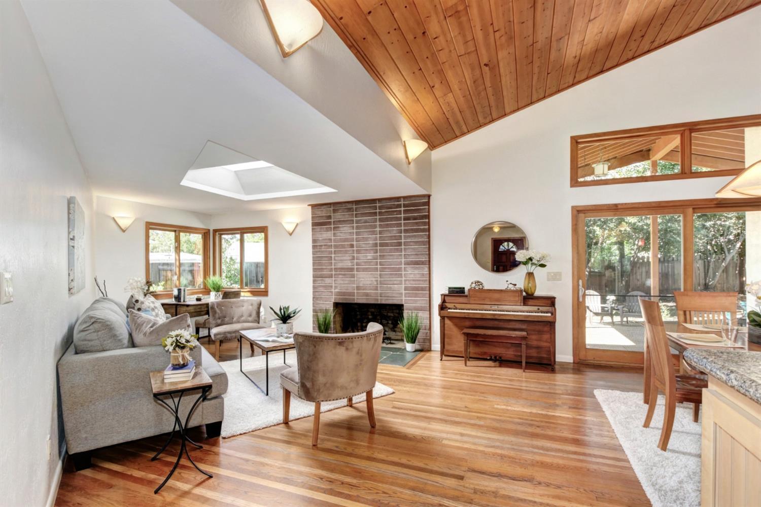 Laurel Pl, Davis, CA 95616 #1