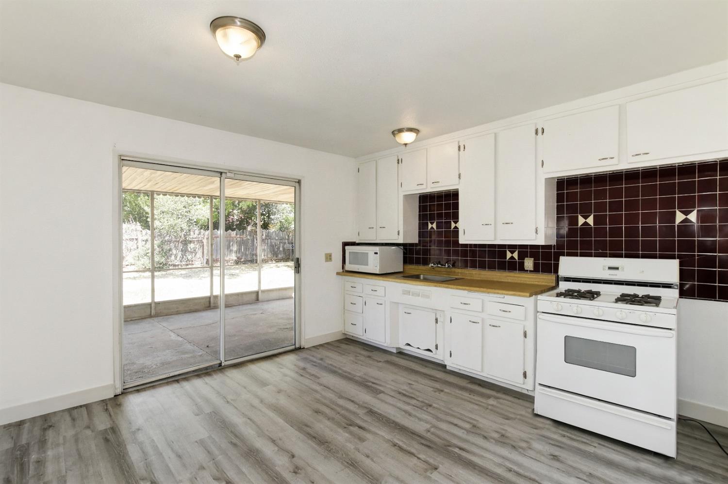 Helena Ave, Sacramento, CA 95815 #1