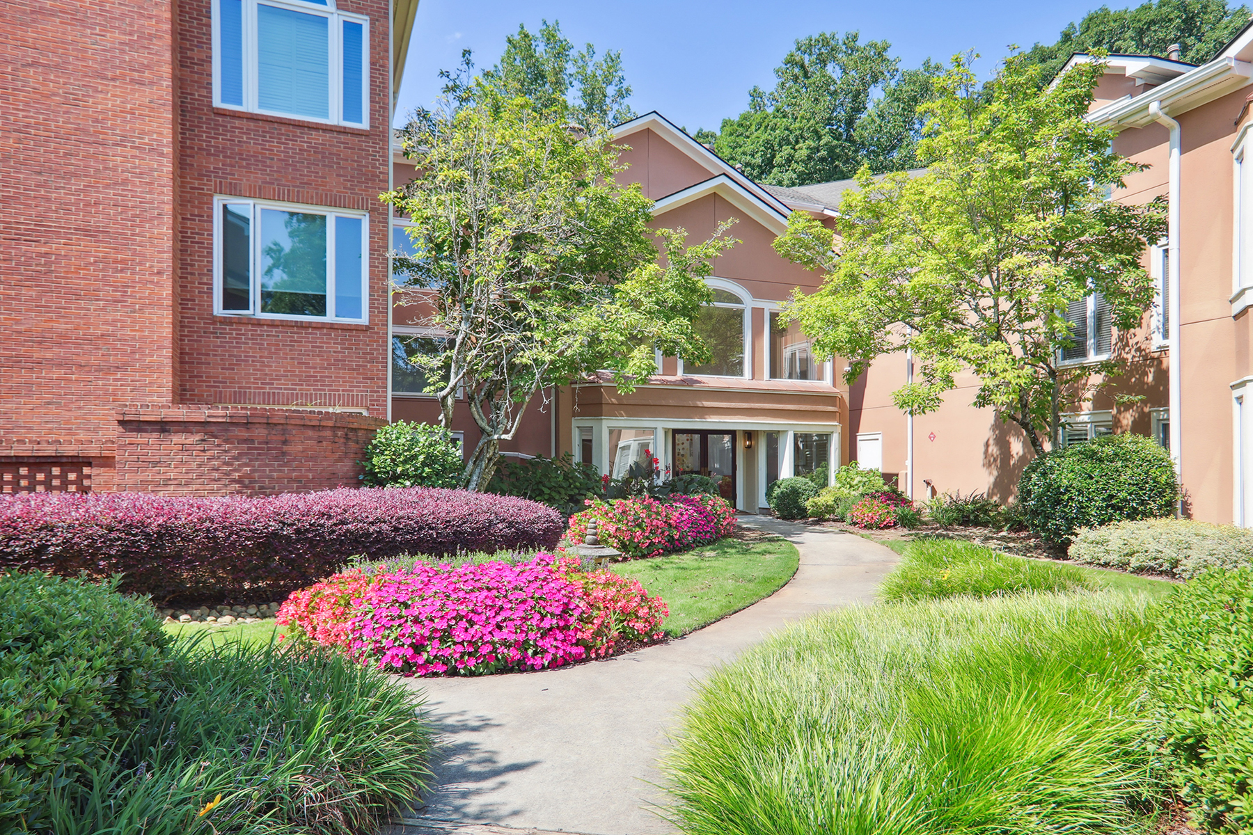 Beautiful Remodeled Home with Tranquil Views