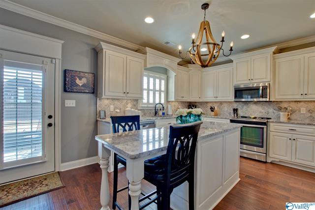 Beacon Cir, Athens, AL 35613 #1