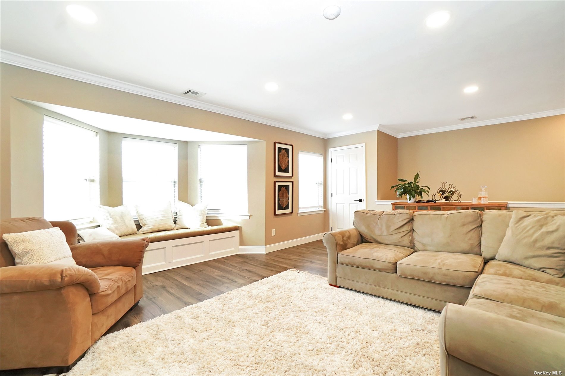 Victorian Ln, Medford, NY 11763 #1