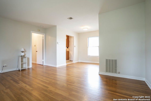 Aurora Ave, San Antonio, TX 78228