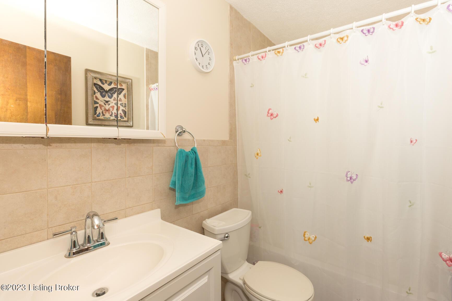 Everton Dr, Louisville, KY 40258 #1