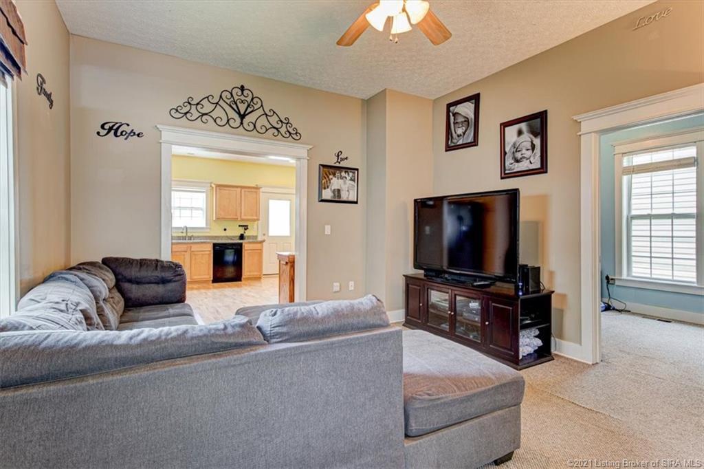 Ekin Ave, New Albany, IN 47150 #1