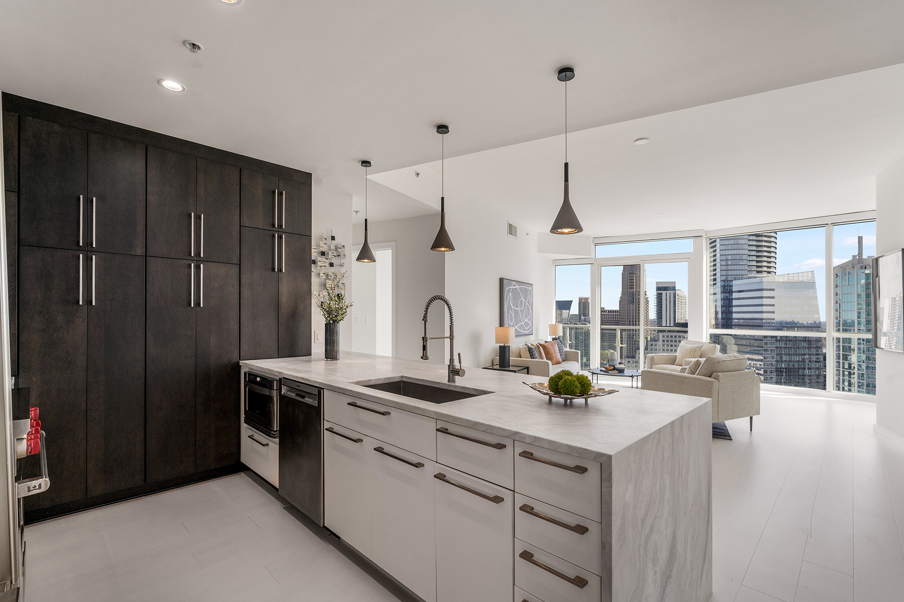 Recently Renovated High Rise Residence in the Heart of Buckhead