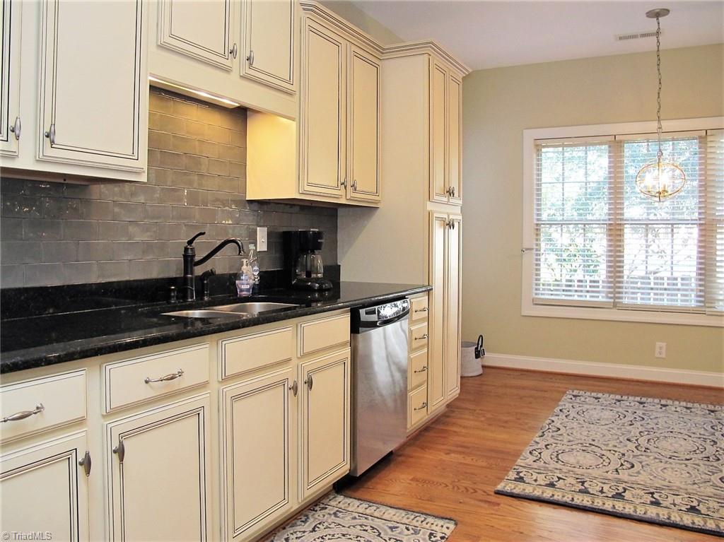 Cramerton Ct, Lewisville, NC 27023