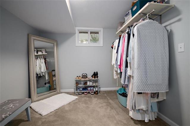 Quincy Ave, Kansas City, MO 64119