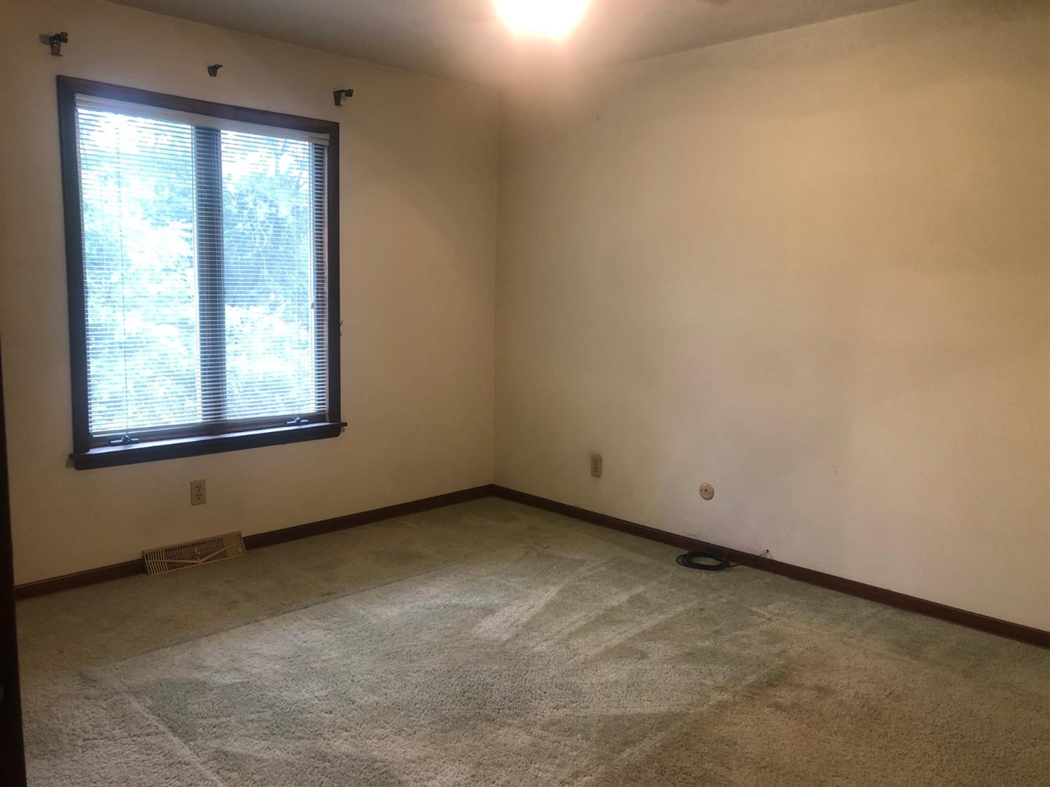 Quinn Pl, Dyer, IN 46311 #1