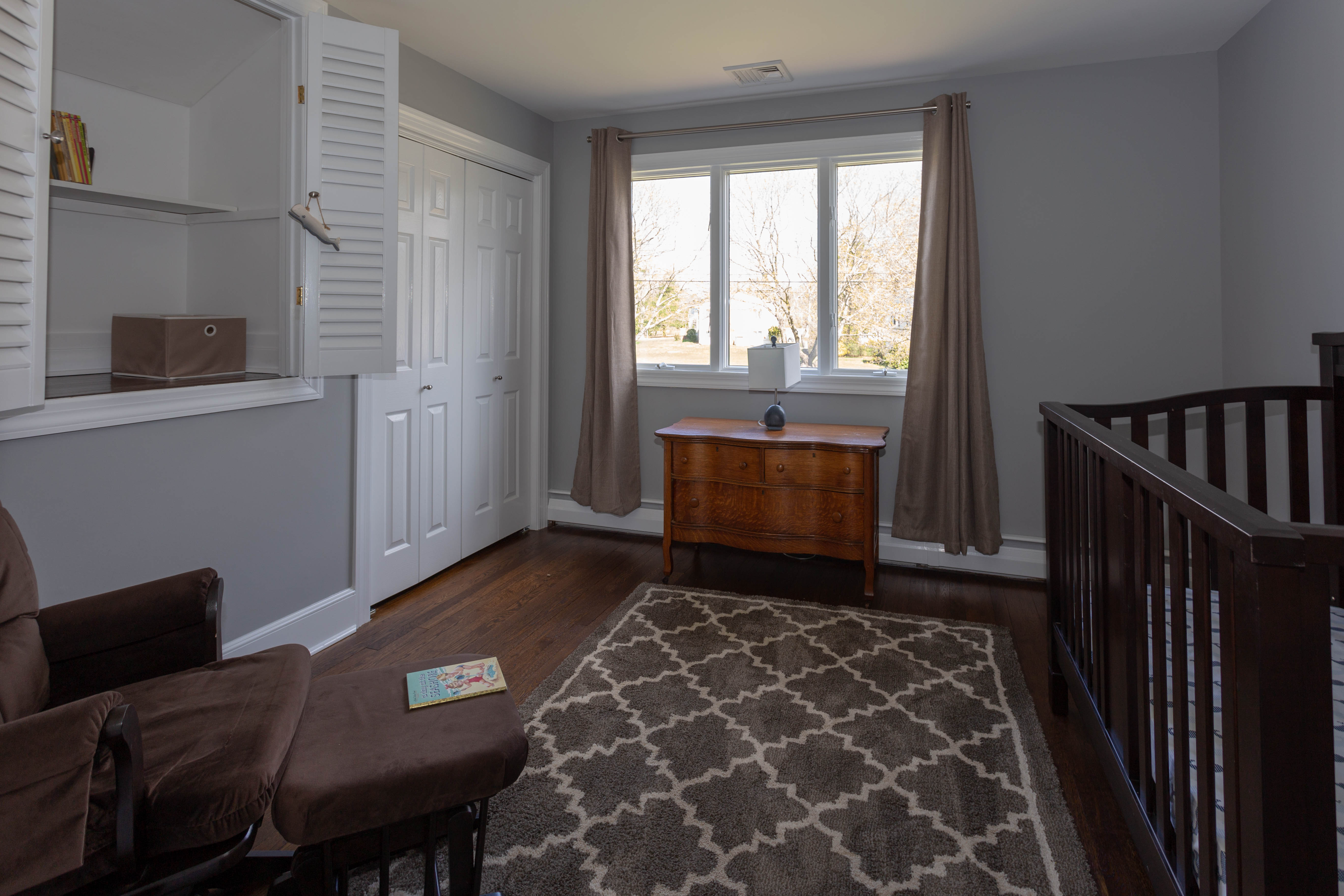 Cloverdale Cir, Tinton Falls, NJ 07724