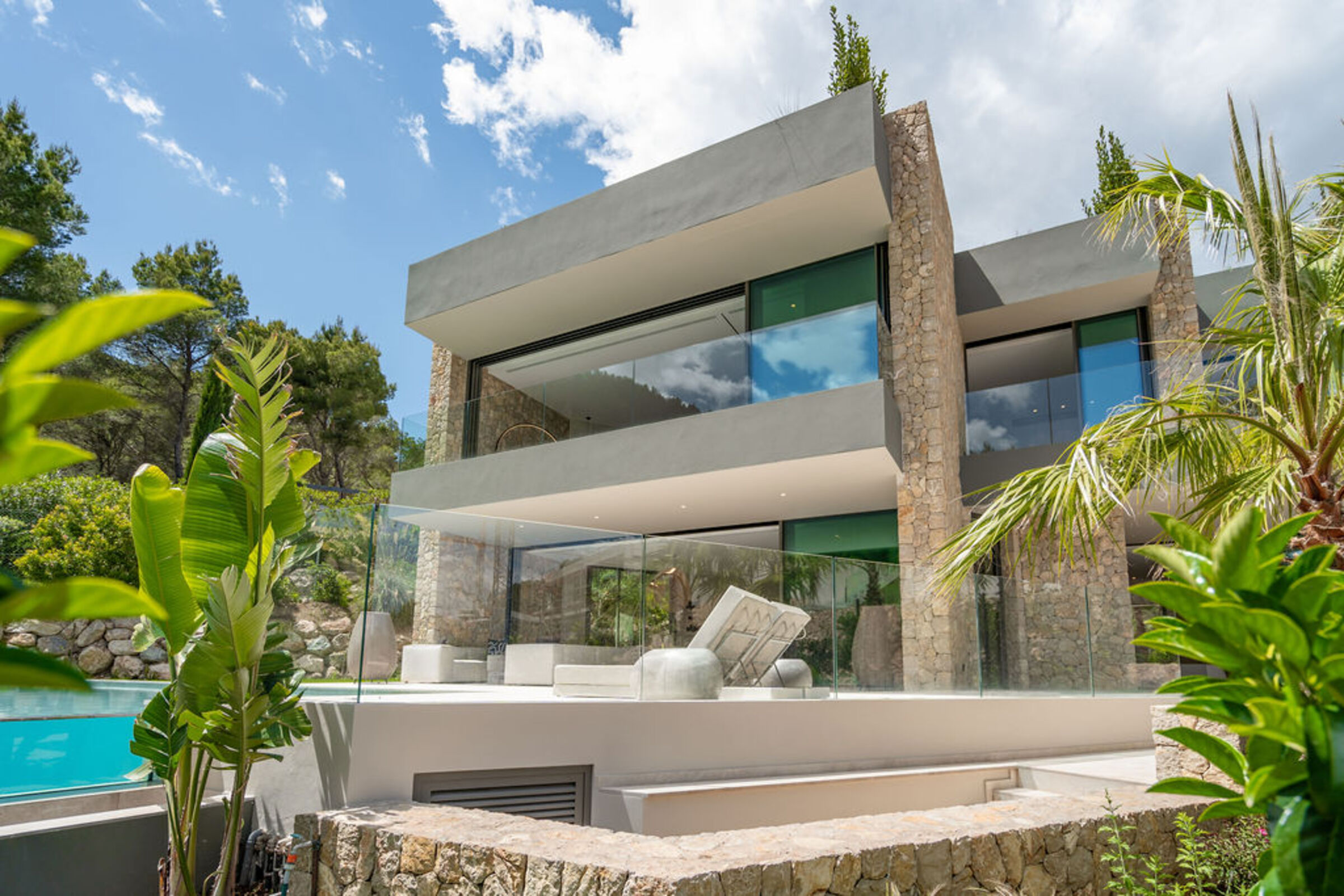 Modern Villa in Son Vida