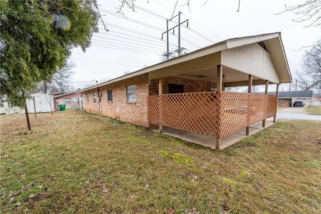 Kansas St, Springdale, AR 72764