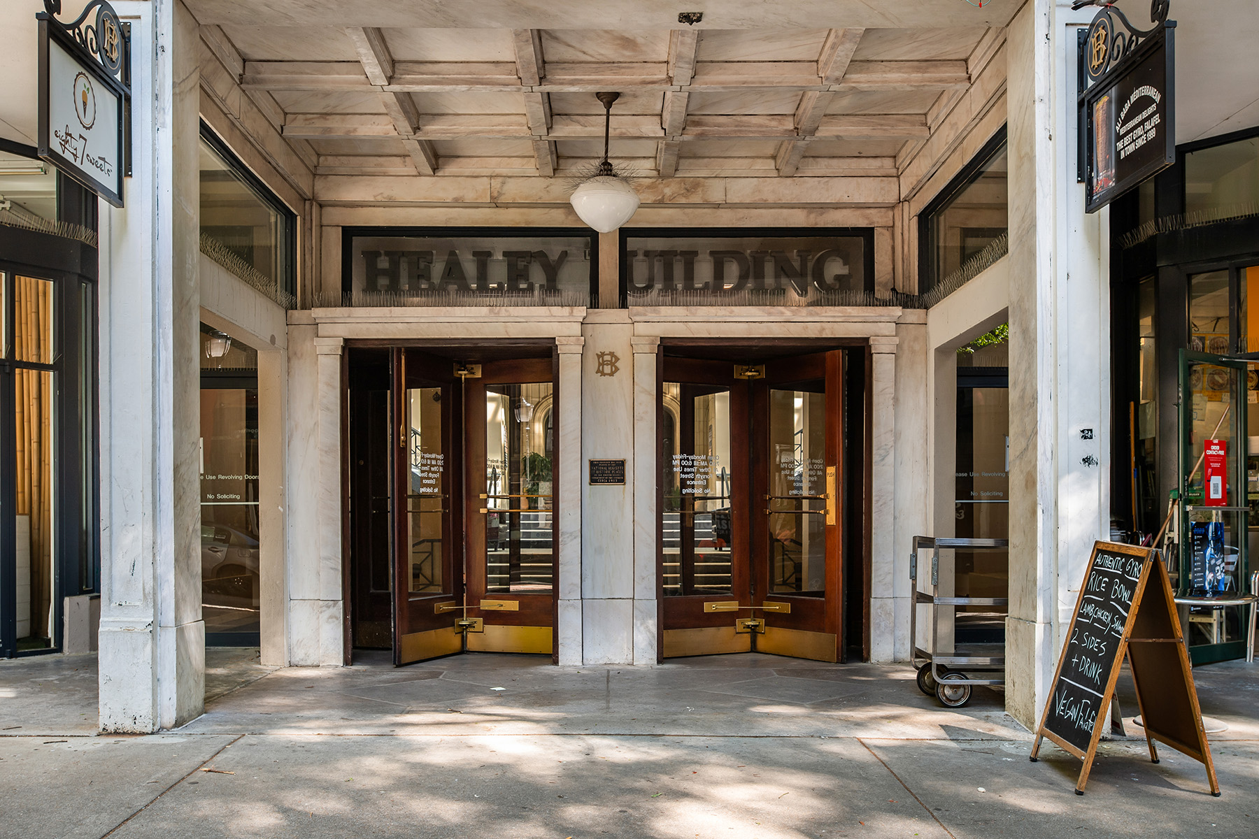 The Healey - Modern Luxury - Classic Architecture