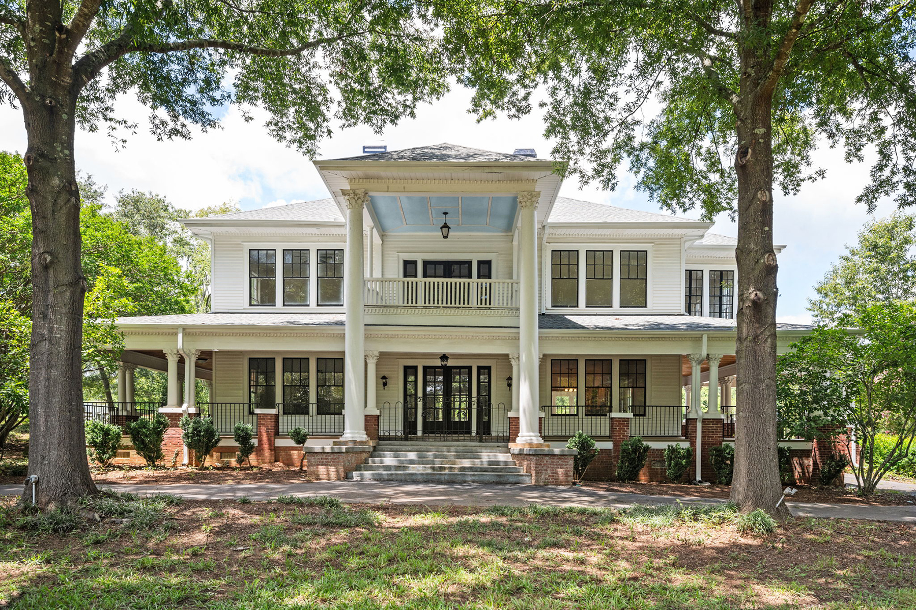 Magnificent and Historic 1919 Country Estate