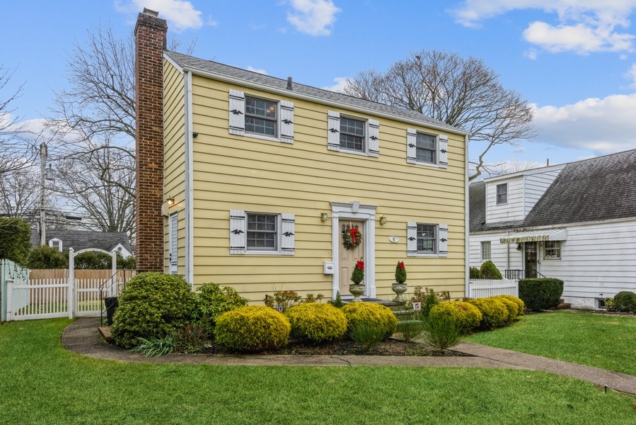 Greenway , New Hyde Park, NY 11040 #1