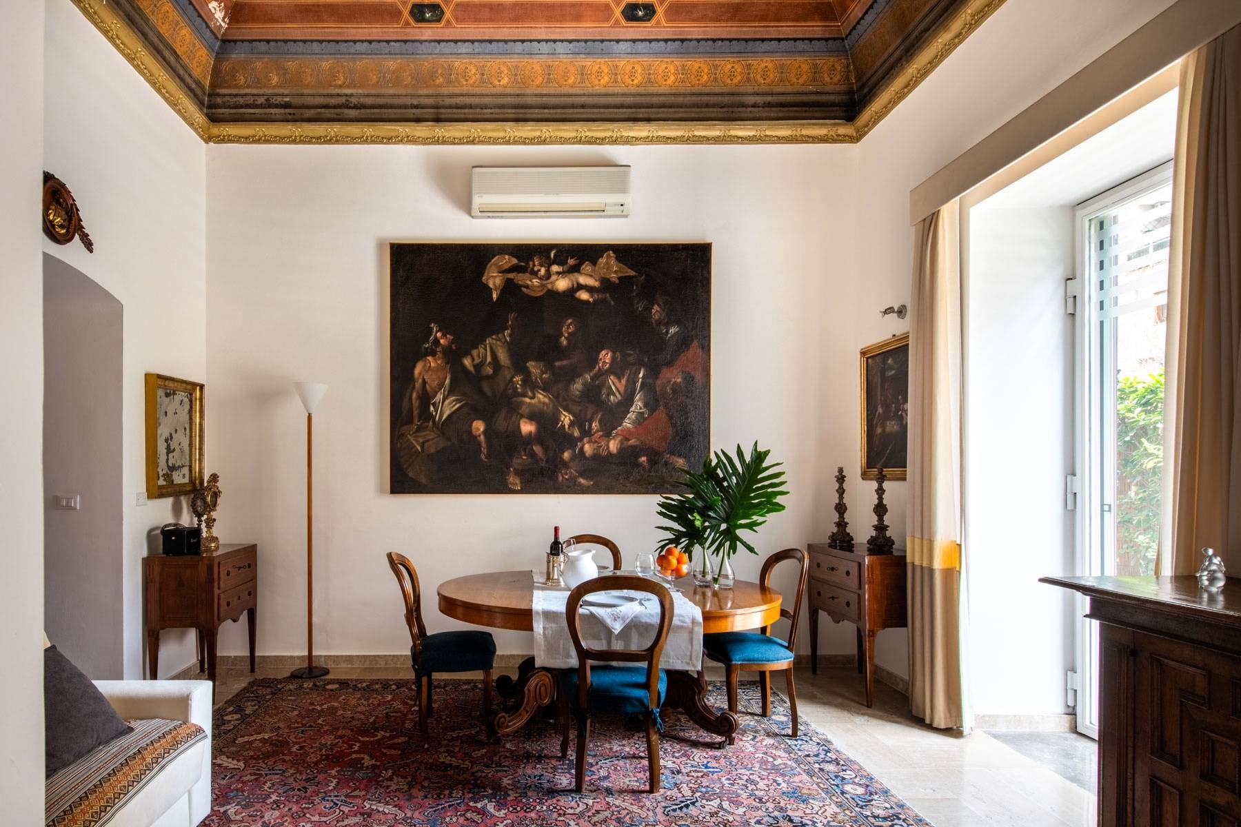 Elegant apartment near Piazza Politeama