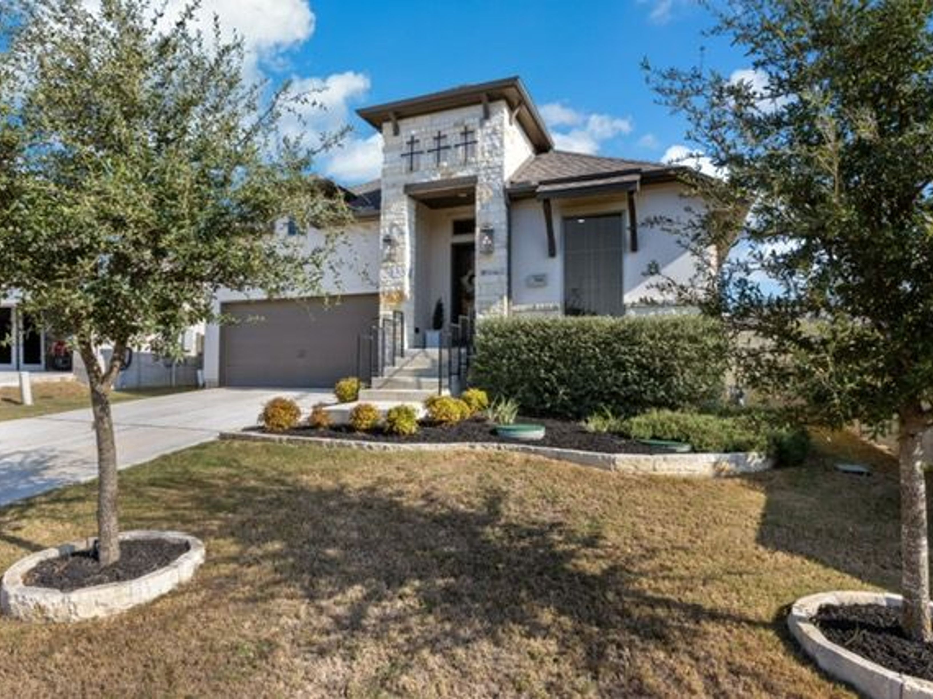 Stunning Home in Vintage Oaks A Must See