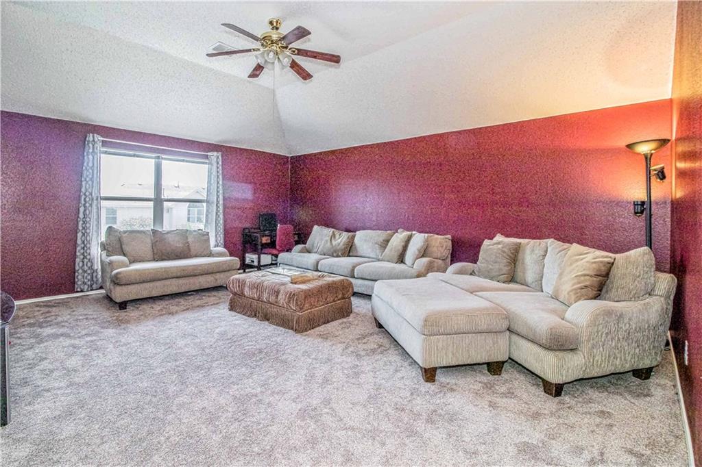 Stormydale Ln, Fort Worth, TX 76140