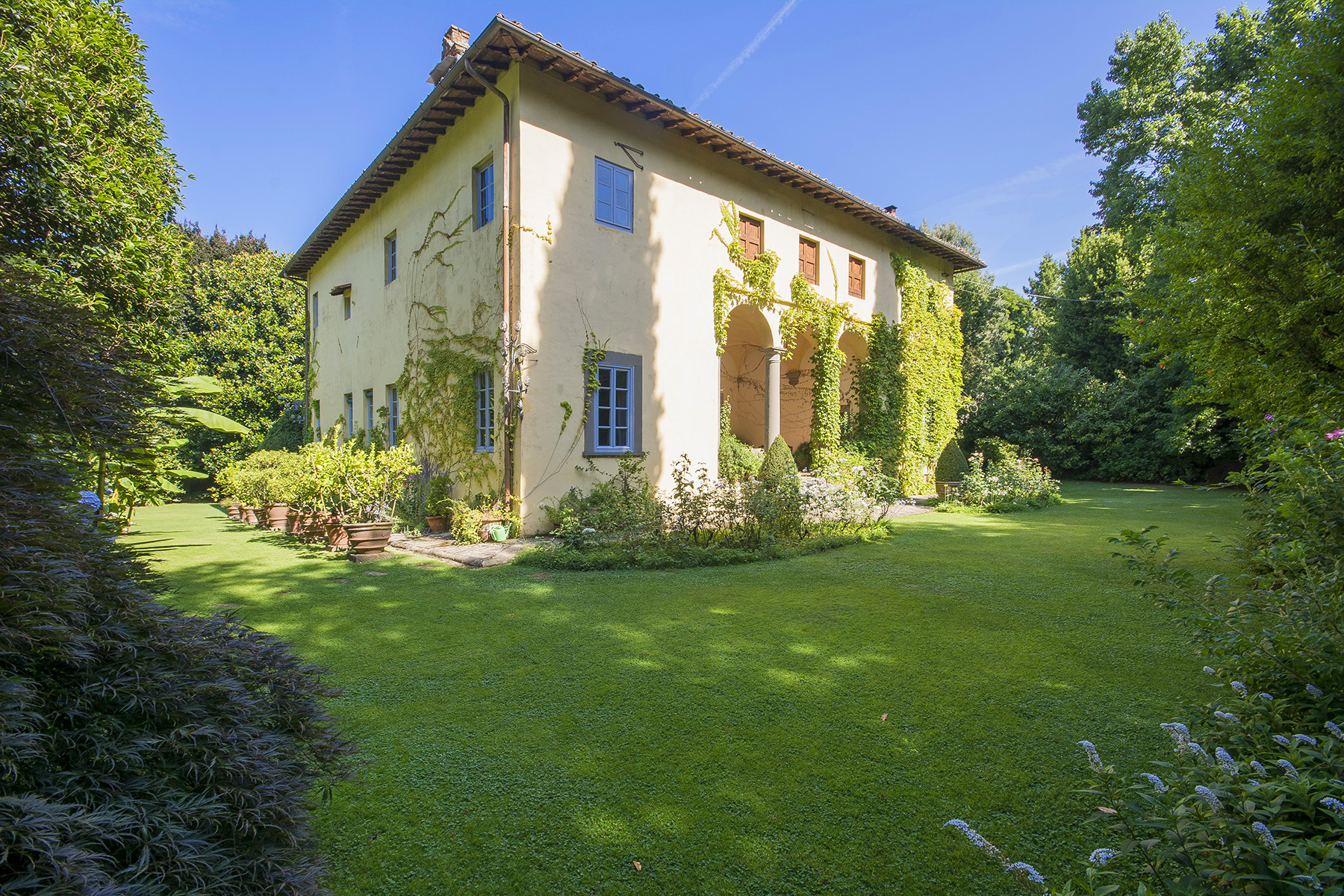 Enchanted Villa in the countryside of Vorno