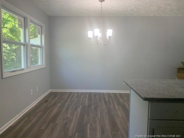 Ashton Rd, Fayetteville, NC 28304