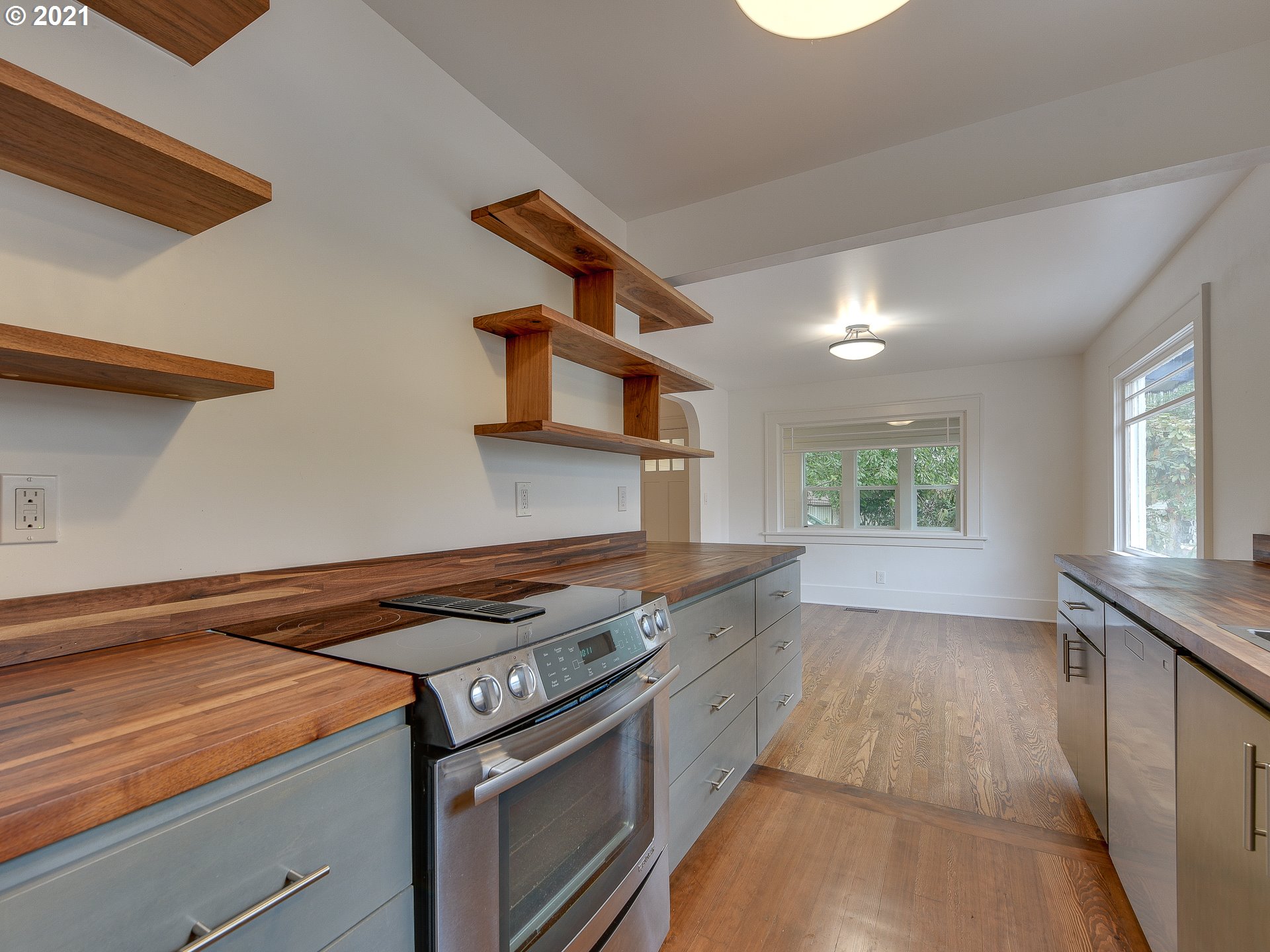 60th Ave, Portland, OR 97215 #1