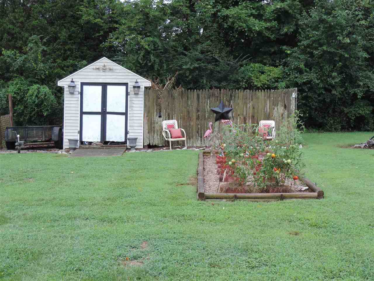 Rigelwood Ln, Bowling Green, KY 42101