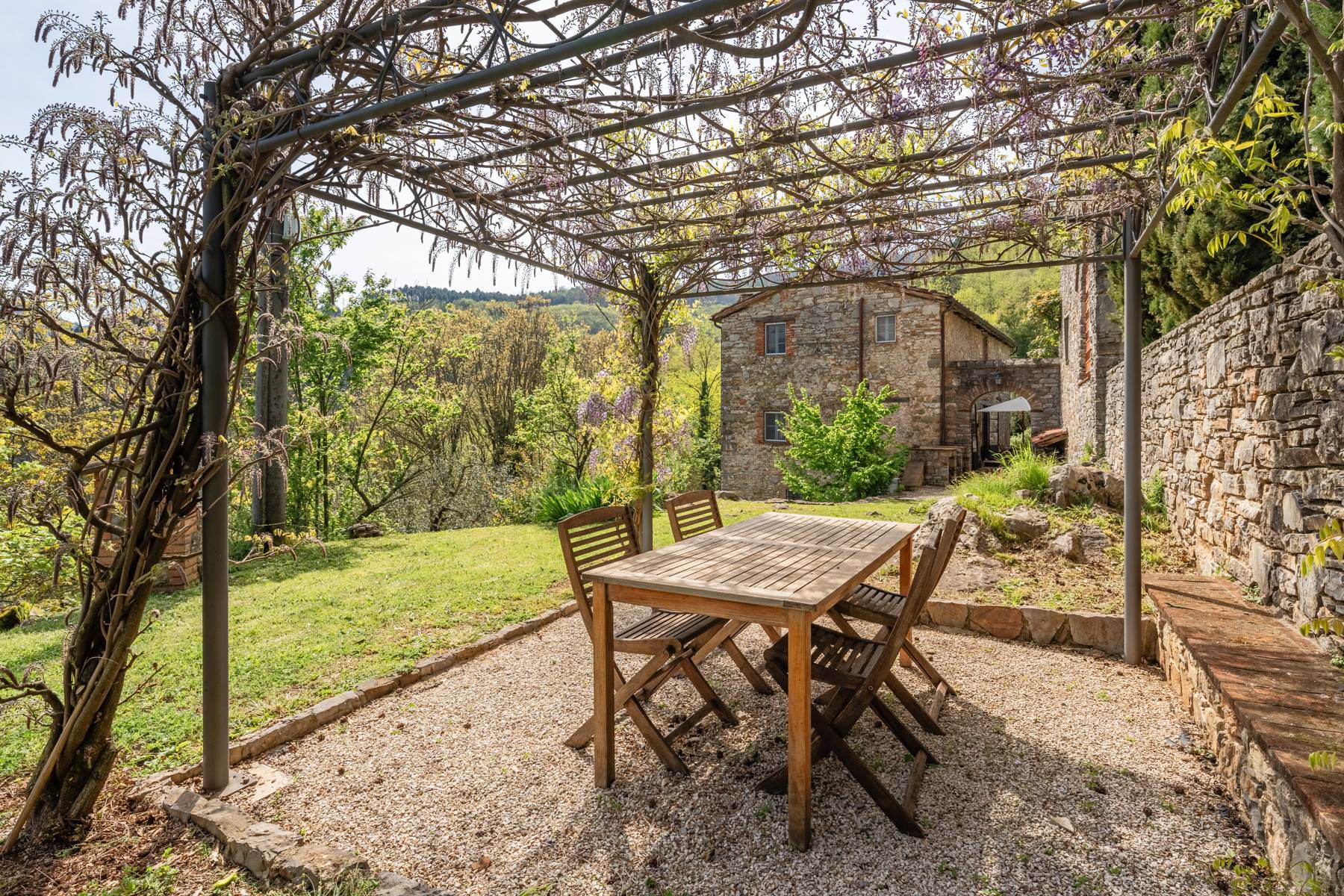 Enchanting Tuscan Country House nestled in the hills of Lucca