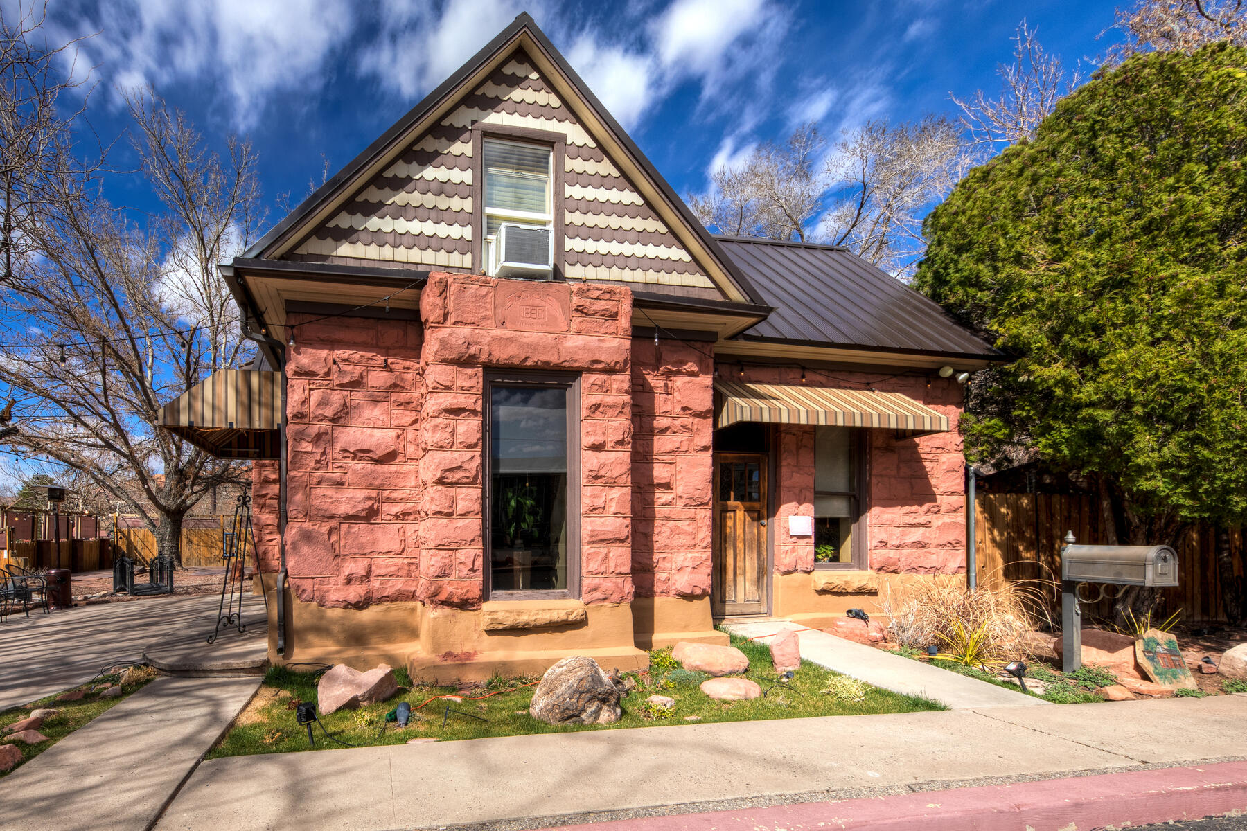 Charming Historic Commercial Building in Downtown Moab