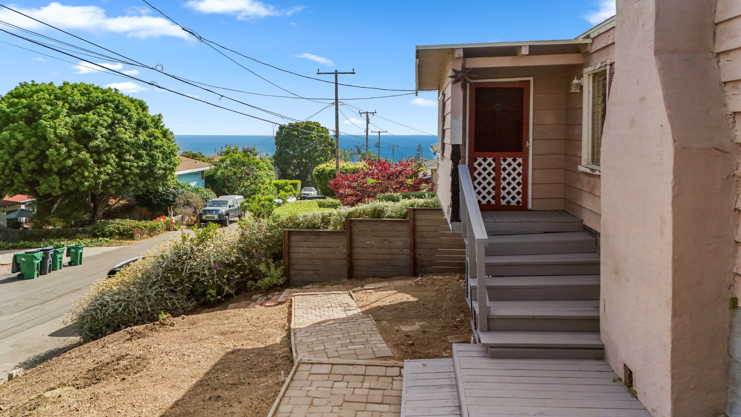 684 Seaview Street, Laguna Beach, CA 92651