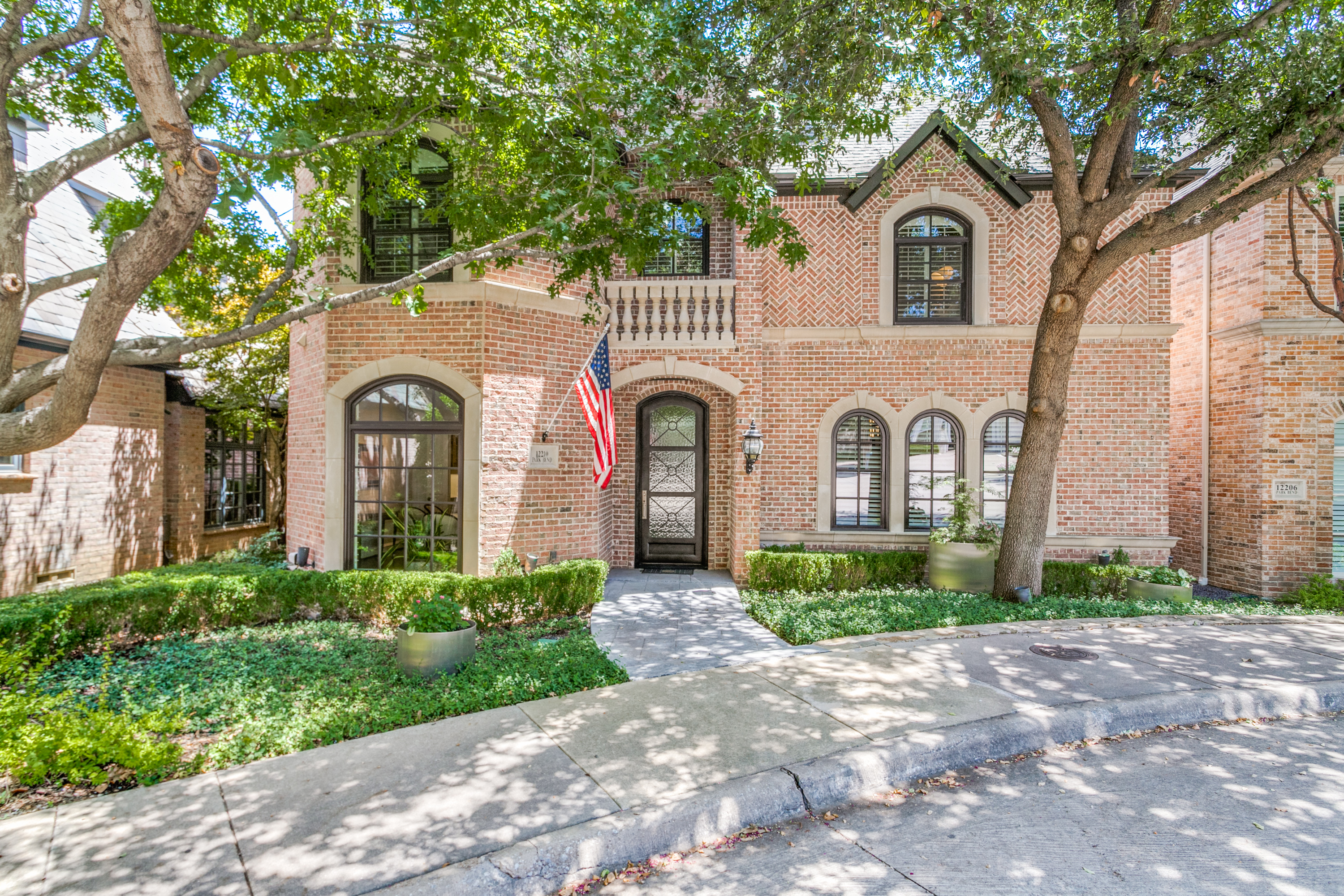 Classic Lake Forest Home