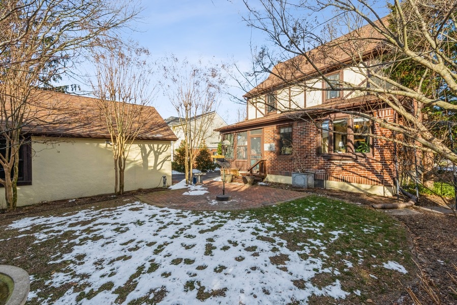 Glenmore St, East Williston, NY 11596 #1