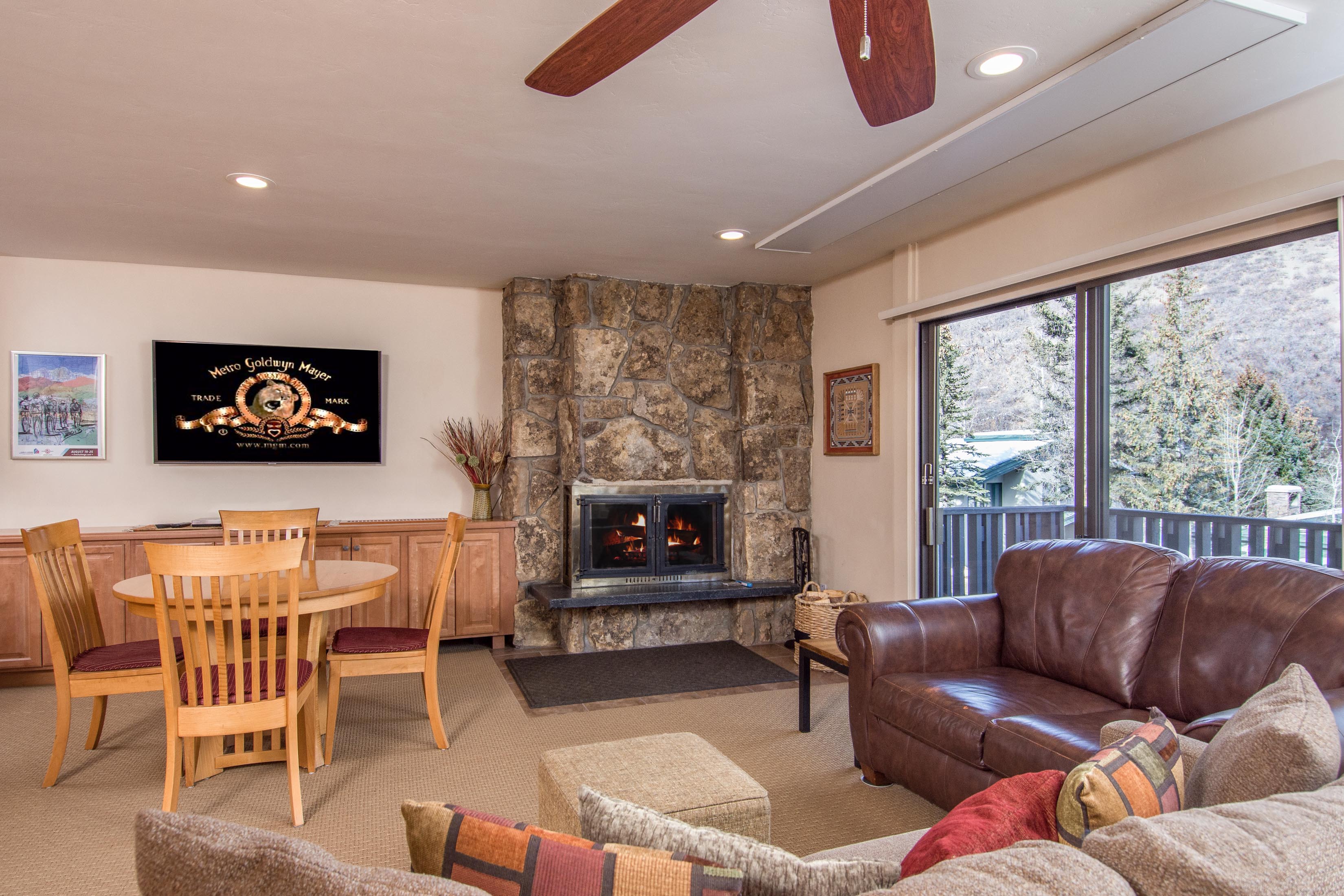 Rarely available studio at the Lichenhearth with an A+ ski-in, ski-out location