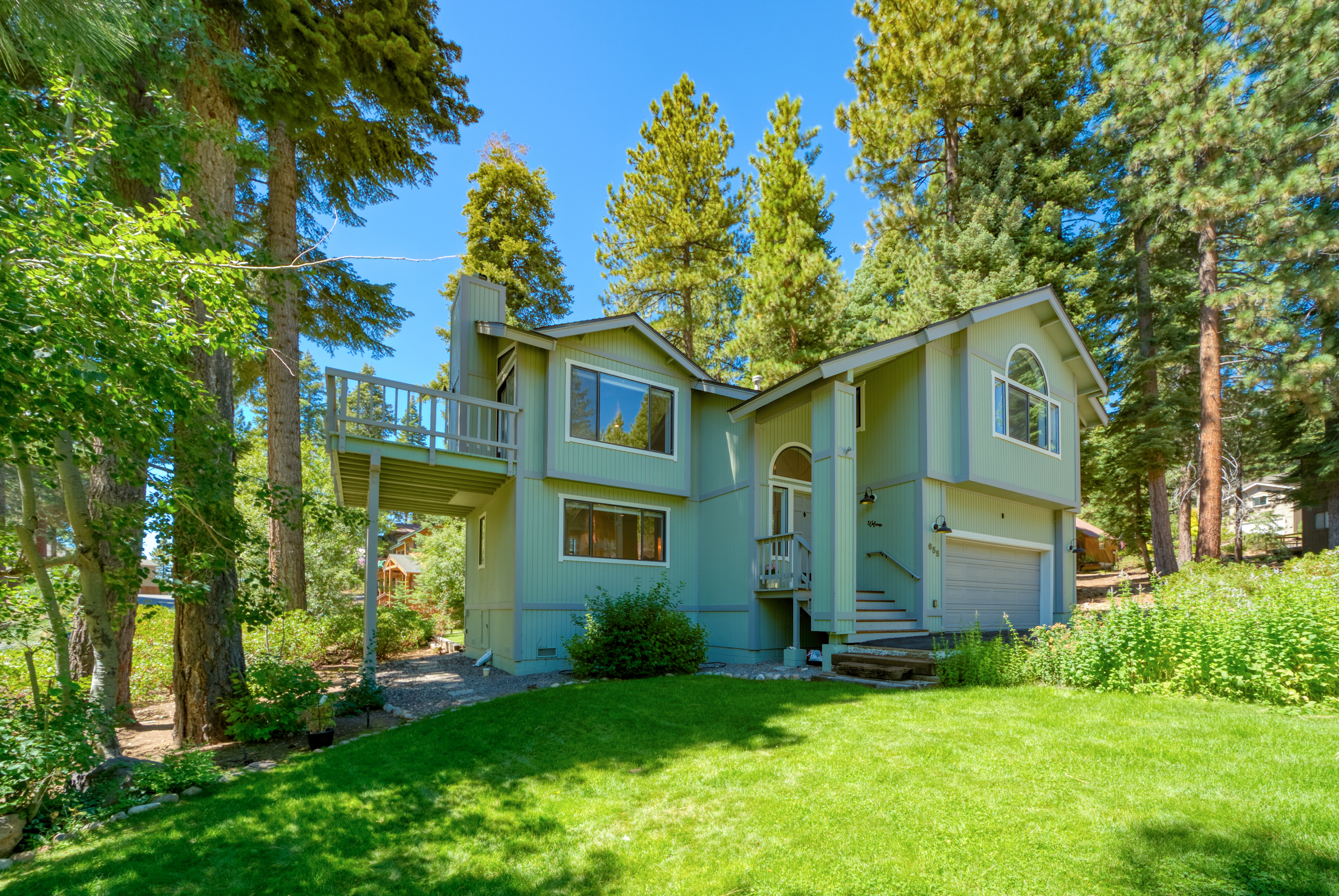 Home-Sweet-Home in Tahoe-Beautiful-Tahoe