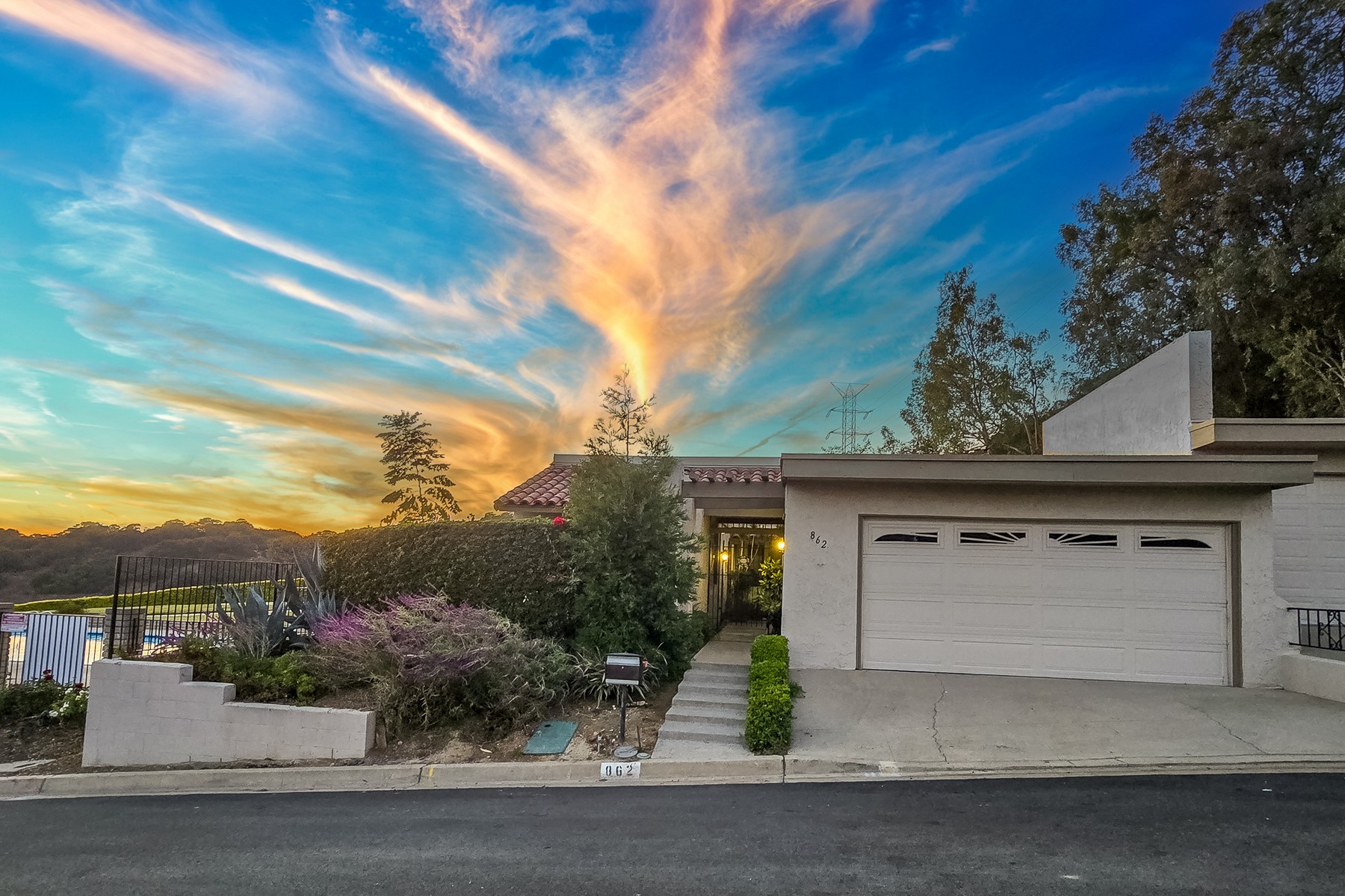 862 W. Highpoint Drive, Claremont, CA 91711