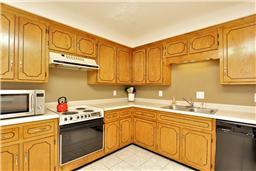 Sweetbriar Dr, Clarksville, TN 37043