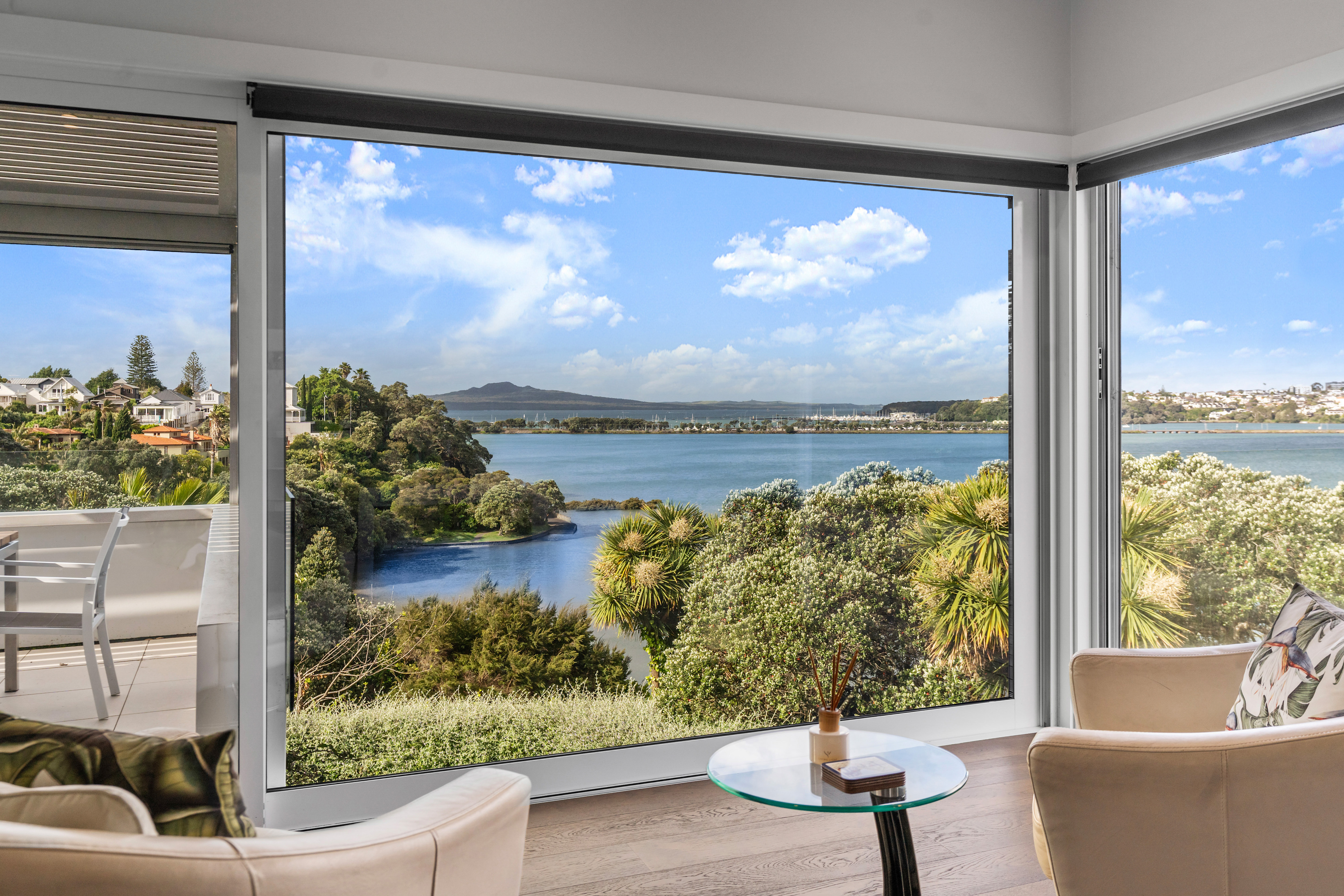 Stunning Parnell Gem overlooking Hobson Bay